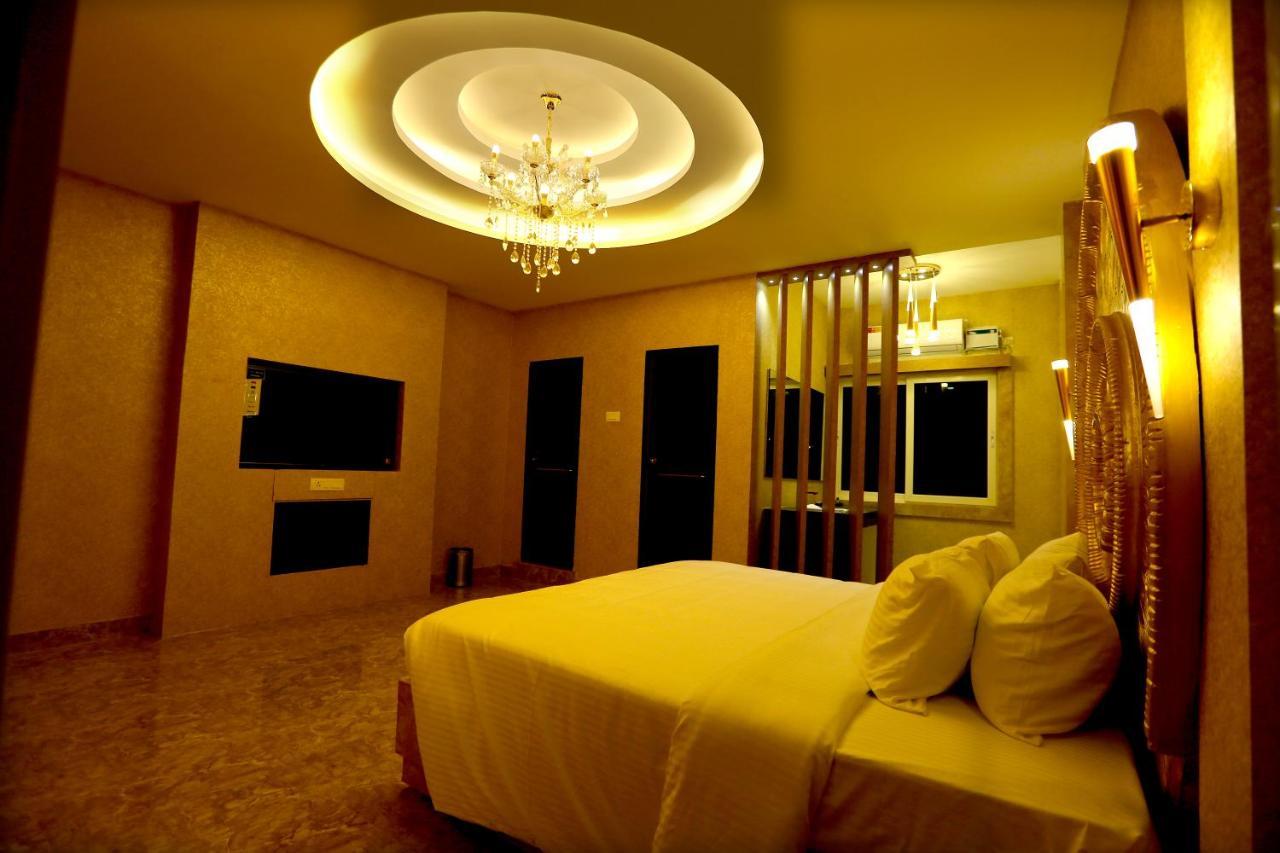 Mehar Inn Hotel Karaikkudi Esterno foto
