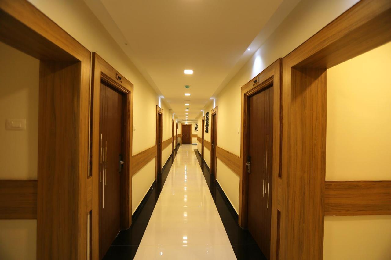 Mehar Inn Hotel Karaikkudi Esterno foto