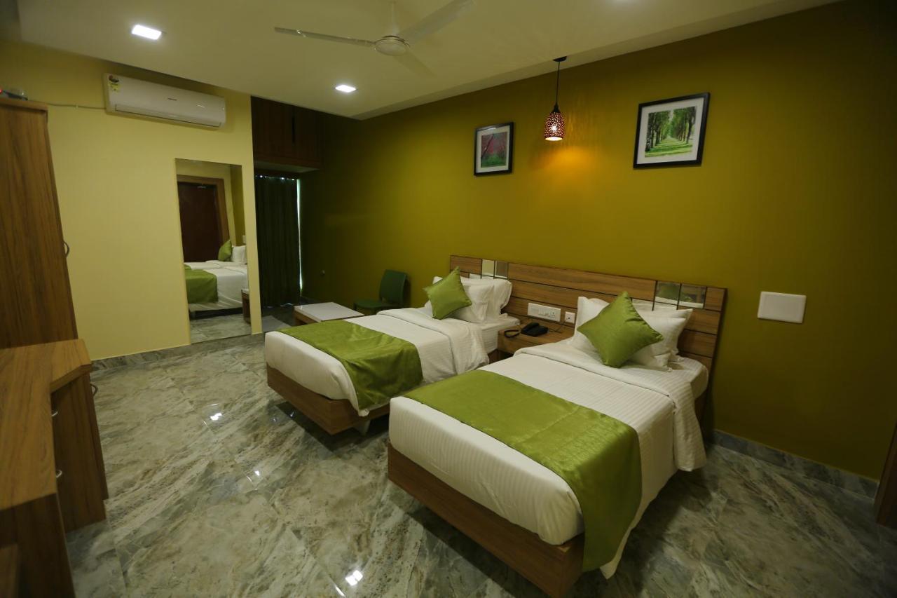 Mehar Inn Hotel Karaikkudi Esterno foto